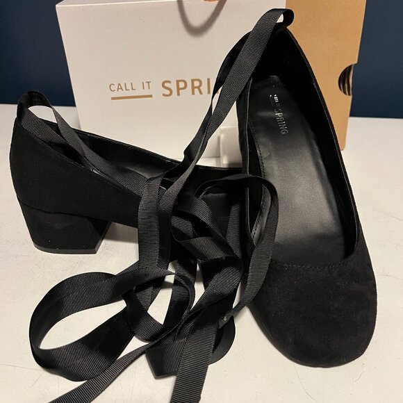 CALL IT SPRING - BLACK FAUX SUEDE PUMPS - Picture 1 of 2